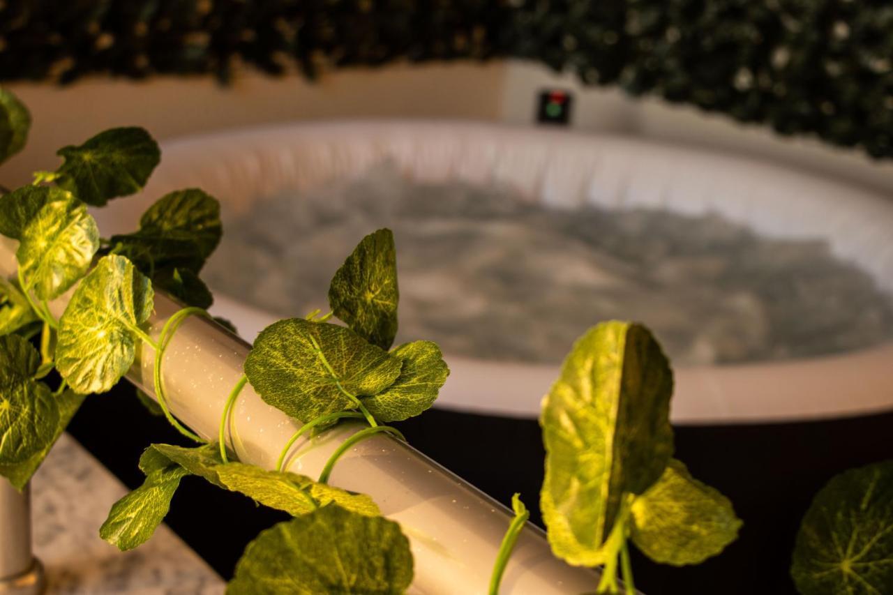 Amazing Paradise Sensation 2 Bedroom Luxury Apartment With A Jacuzzi Durrës Zewnętrze zdjęcie