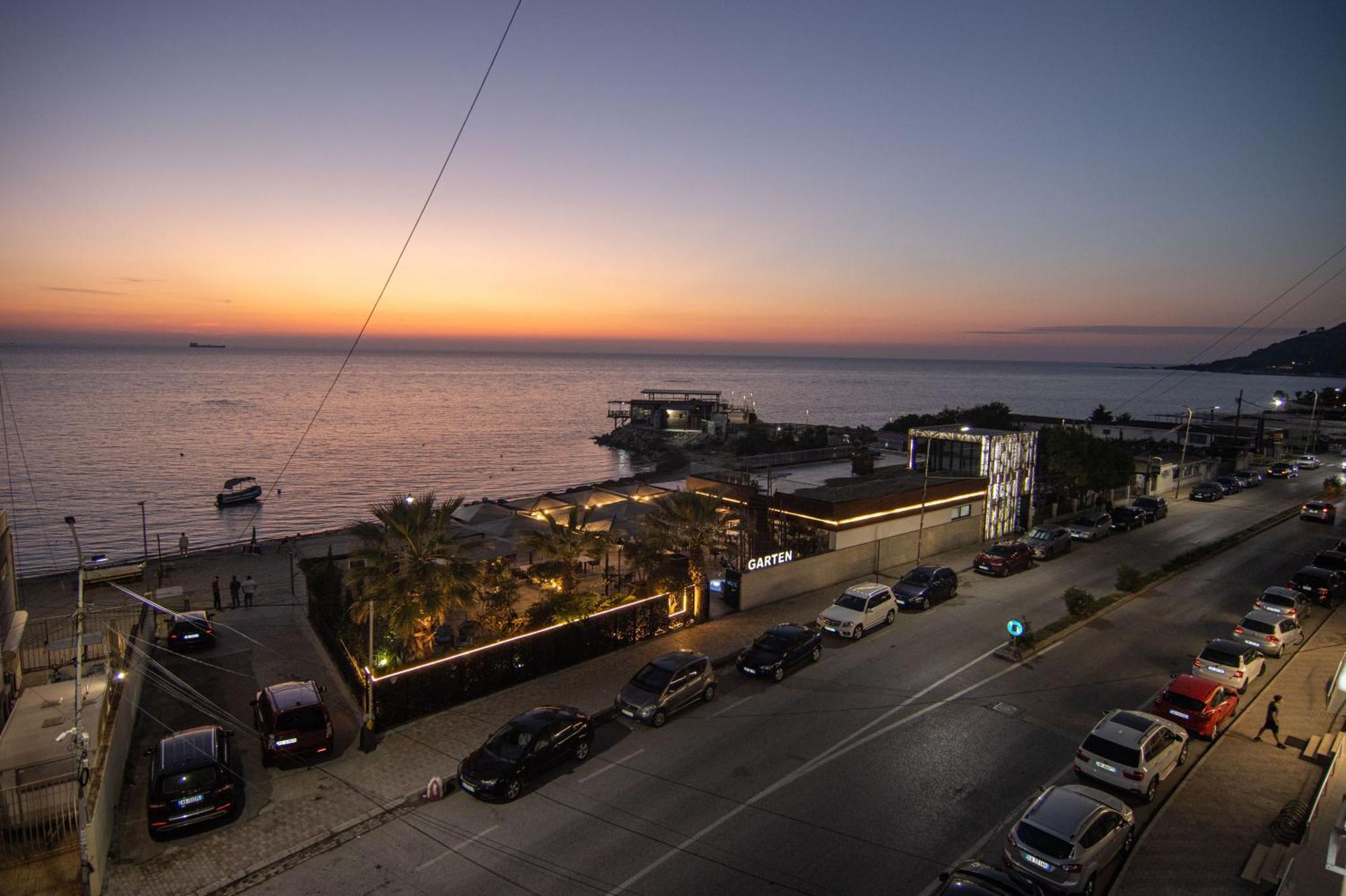 Amazing Paradise Sensation 2 Bedroom Luxury Apartment With A Jacuzzi Durrës Zewnętrze zdjęcie